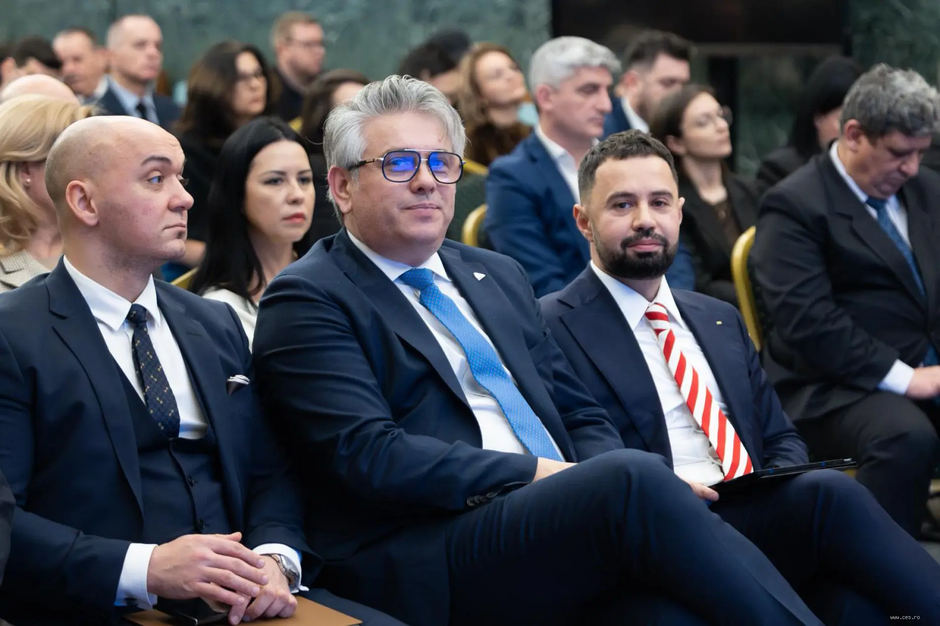 Le Conseil économique et social a lancé une étude sur le chevauchement des responsabilités dans le travail des autorités de surveillance